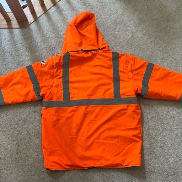 High Visibility Winter Coat - Picture 6 of 12